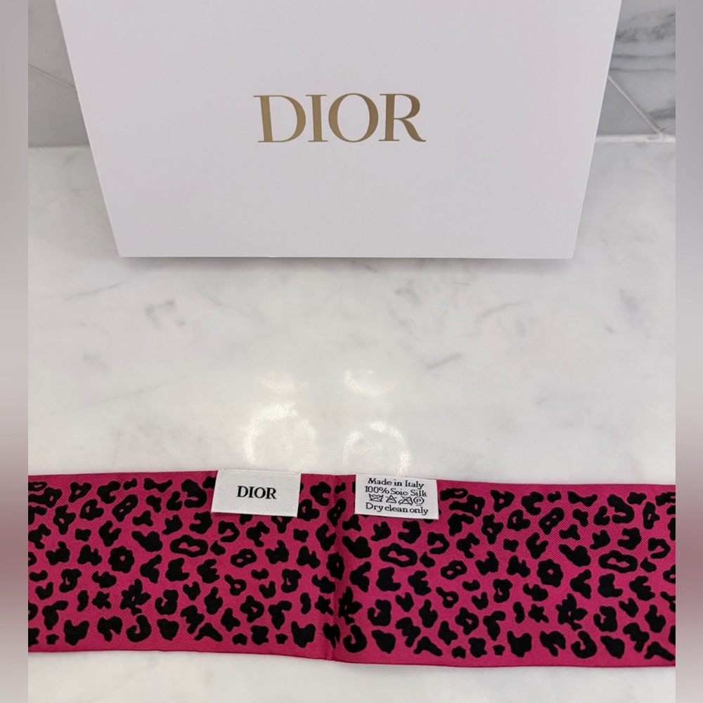 AUTHENTIC Christian Dior Pink & Black Leopard Print Silk Mitzah Scarf - Picture 3 of 4